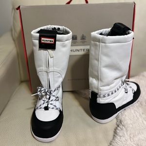 NEW Hunter Snowboots Size 37/US 6 RARE